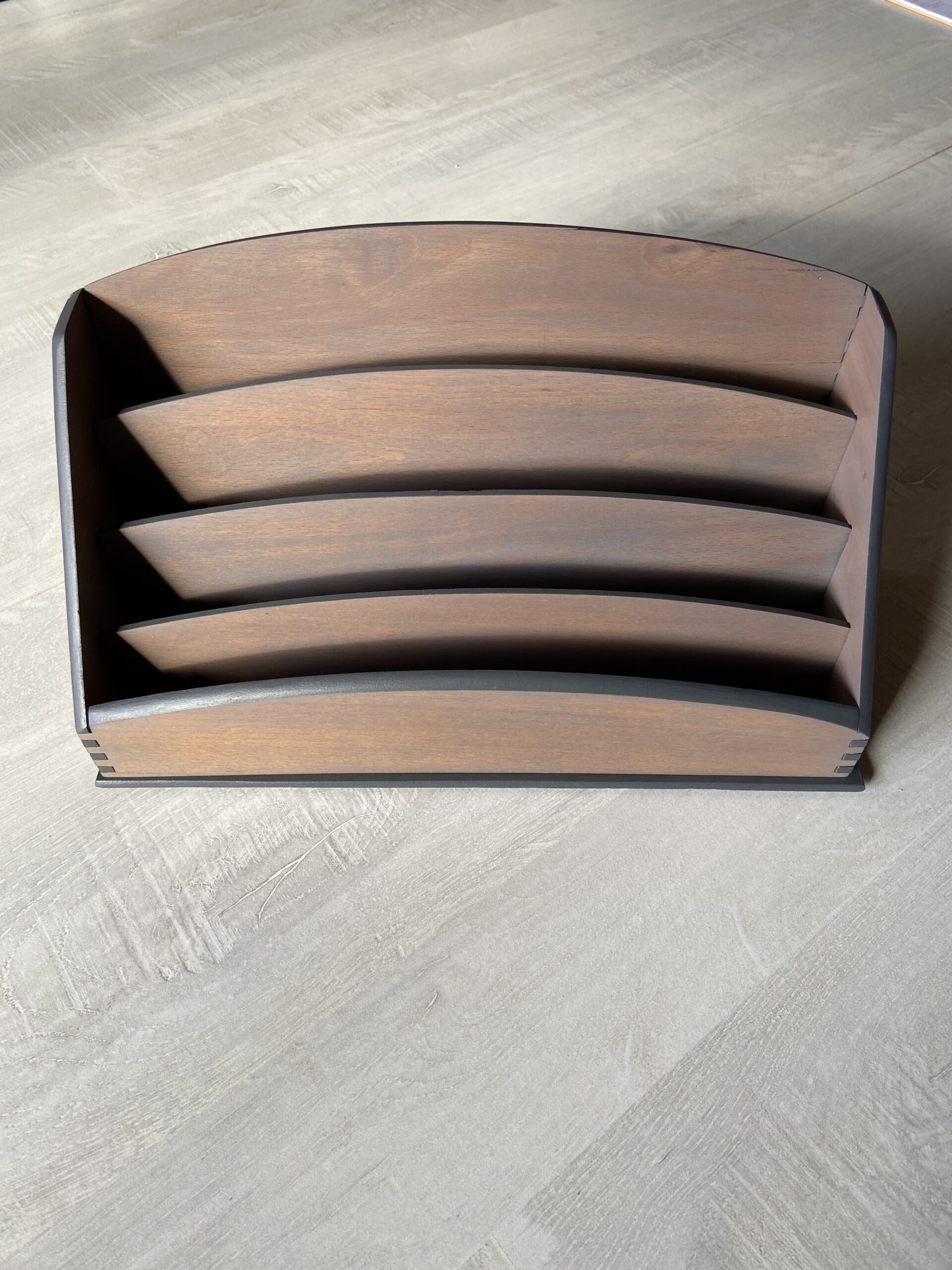 Meuble à courrier - rénové