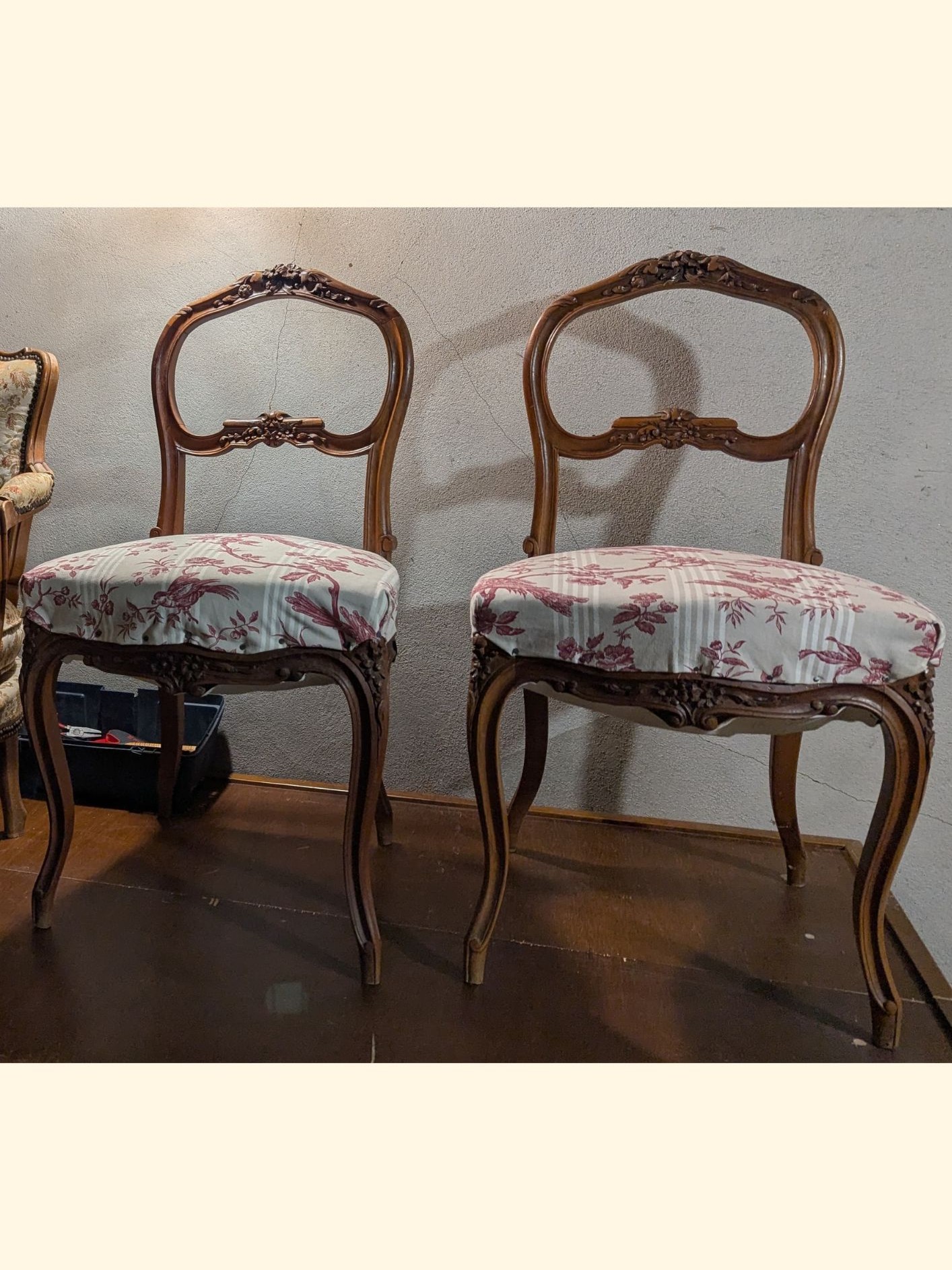 Chaises Louis XV - avant