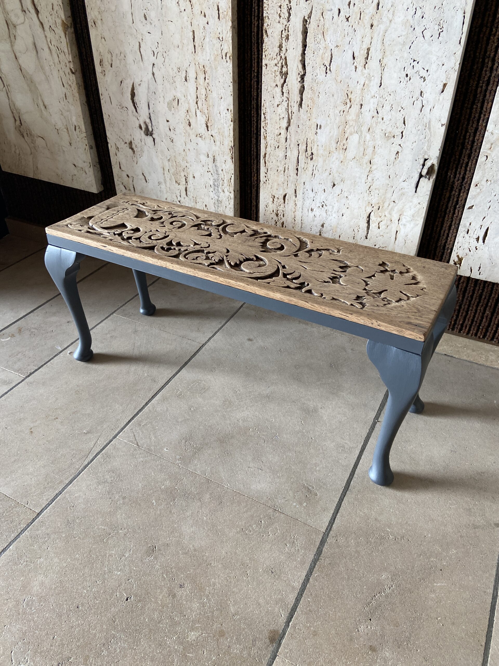 Banc sculpté - après