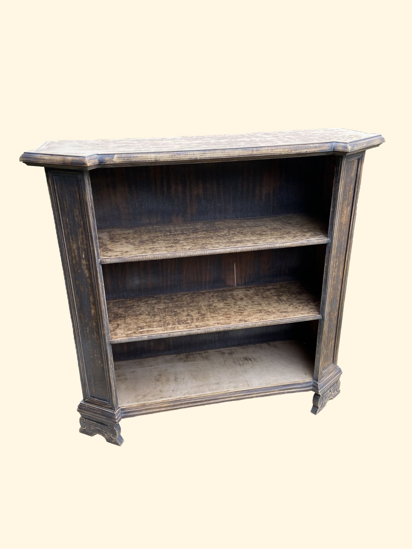 Petite bibliothèque - avant
